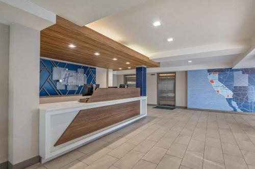Holiday Inn Express San Diego South National City Ihg Hotel 
