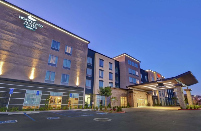 Homewood Suites by Hilton Chula Vista-Eastlake