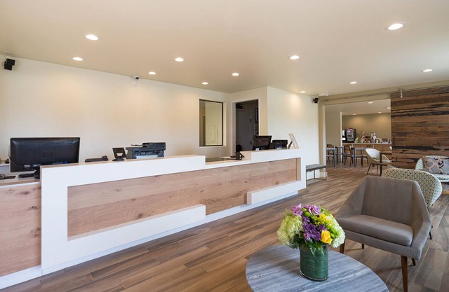 Hotel Focus SFO