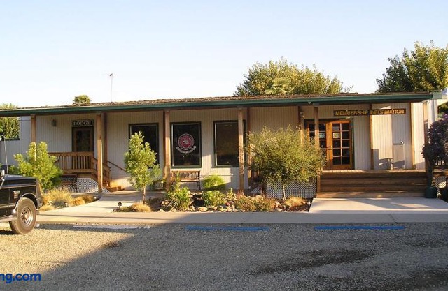 Lake Minden Camping Resort Cabin 1