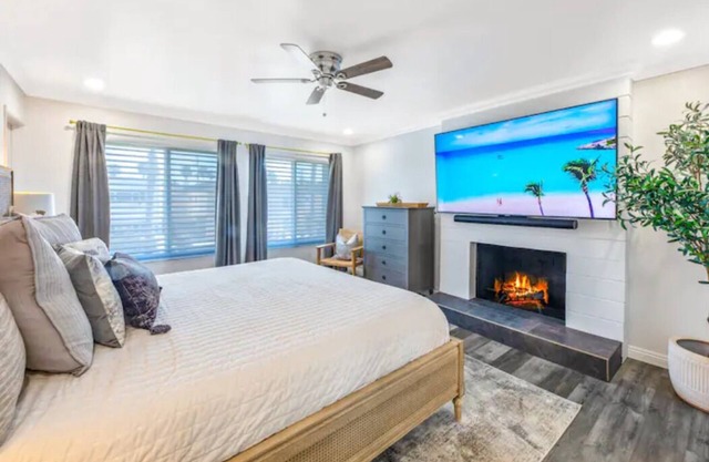 Modern Townhome❤️Step To Beach🌅Luxury Remodel⭐️Clean