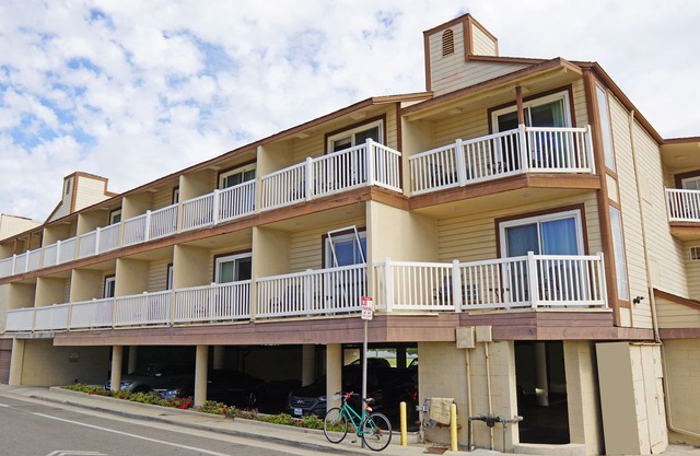 Ocean Surf Inn & Suites