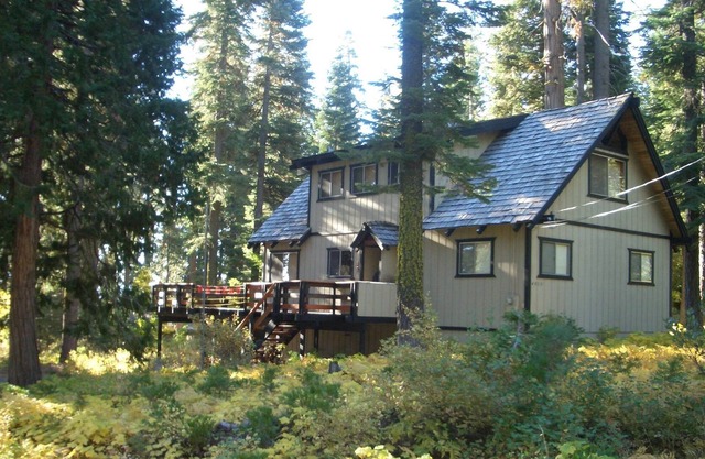 Perfect Home for all Seasons-Lake Views-Tahoe Swiss Village-Homewood