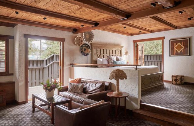 Rancho Caymus Inn