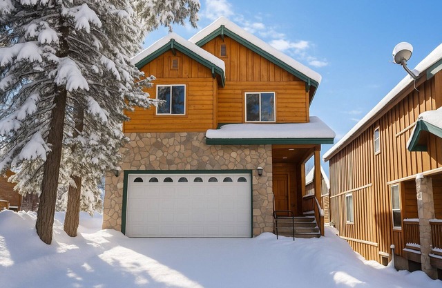 Sierra Pines Villa~5BR~Mins to Lake~Game Room