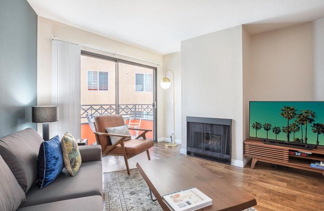 Snazzy Sawtelle 1BR w/ W/D, near shops & Century City by Blueground