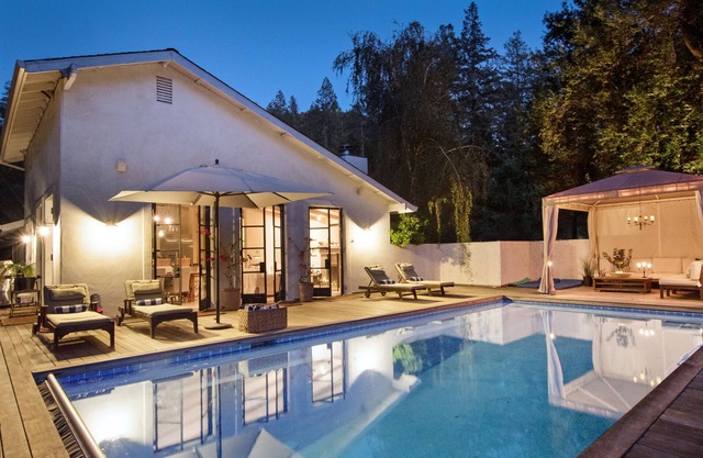 SONOMA CREEK LUXURY VILLA pool, spa, bocce, gated, big lawn, Tesla chrgr, bikes