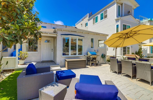 South Mission Tranquil Bay Side, Gorgeous Ground Level Unit w/AC