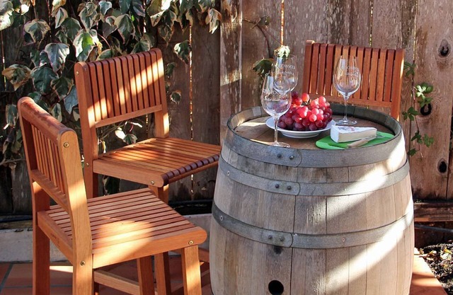 Spa, Bocce, Bbq Kitchen, Walk or Bike to Wineries, Bikes Included