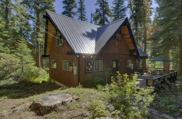 Tahoe Swiss Village Chalet, priv beach HOA pier, walk to beach!