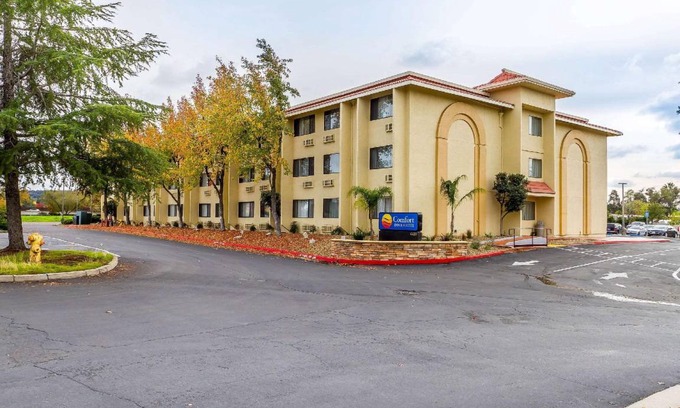 Rocklin Hotel | 103 m² Hotel ∙ 127 guests
