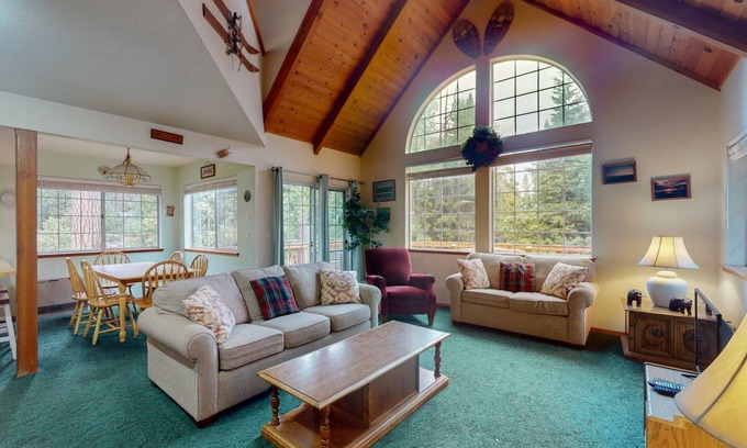 Shaver Lake House | 115 m² House ∙ 2 bedrooms ∙ 6 guests