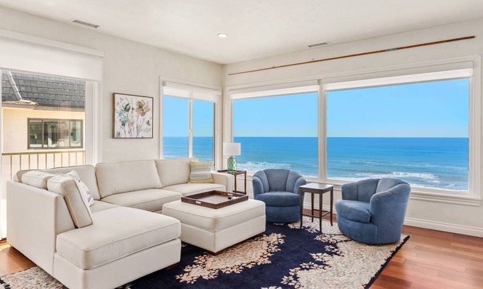 Solana Beach Apartment | 119 m² Apartment ∙ 2 bedrooms ∙ 4 guests