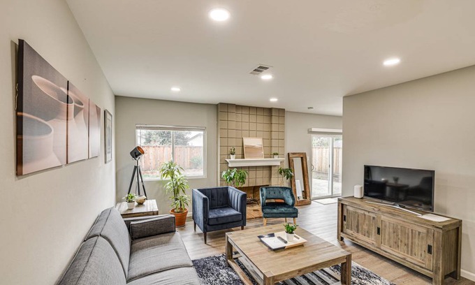 East San Jose House | 120 m² House ∙ 3 bedrooms ∙ 4 guests