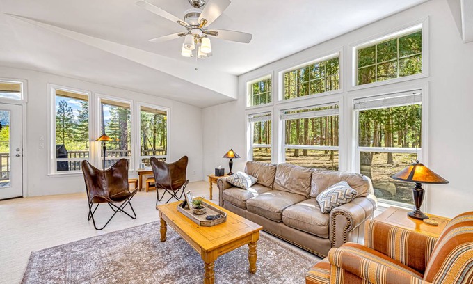 Sloat House | 139 m² House ∙ 3 bedrooms ∙ 6 guests