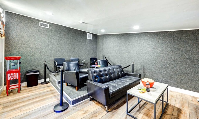 Oakhurst House | 153 m² House ∙ 3 bedrooms ∙ 8 guests