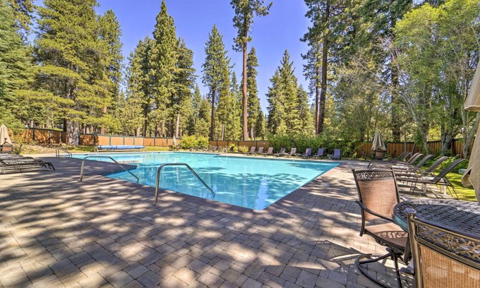 Carnelian Woods Apartment | 157 m² Apartment ∙ 3 bedrooms ∙ 7 guests