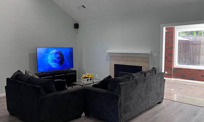 Modesto House | 178 m² House ∙ 3 bedrooms ∙ 6 guests