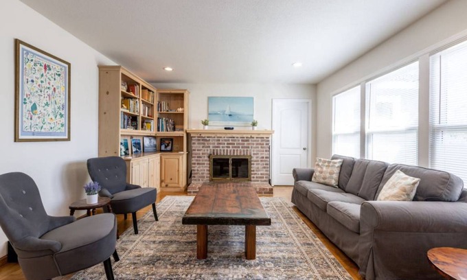 Palo Alto House | 186 m² House ∙ 4 bedrooms ∙ 8 guests