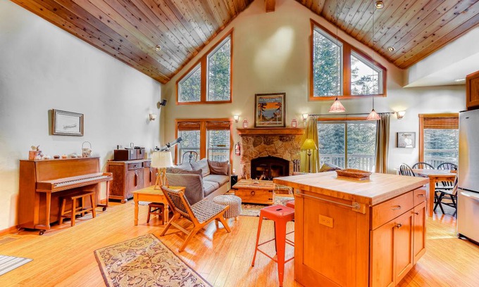 Serene Lakes House | 192 m² House ∙ 3 bedrooms ∙ 9 guests