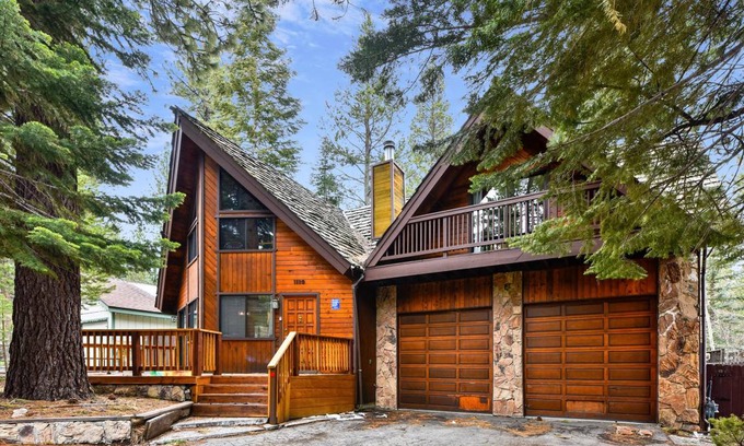 Pioneer Trail House | 202 m² House ∙ 4 bedrooms ∙ 8 guests
