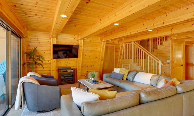 Lake Almanor Peninsula House | 245 m² House ∙ 4 bedrooms ∙ 8 guests