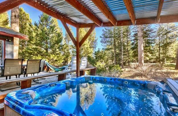 South Lake Tahoe House | 246 m² House ∙ 3 bedrooms ∙ 10 guests