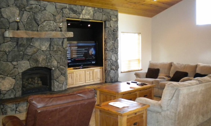 Black Bart House | 278 m² House ∙ 5 bedrooms ∙ 12 guests