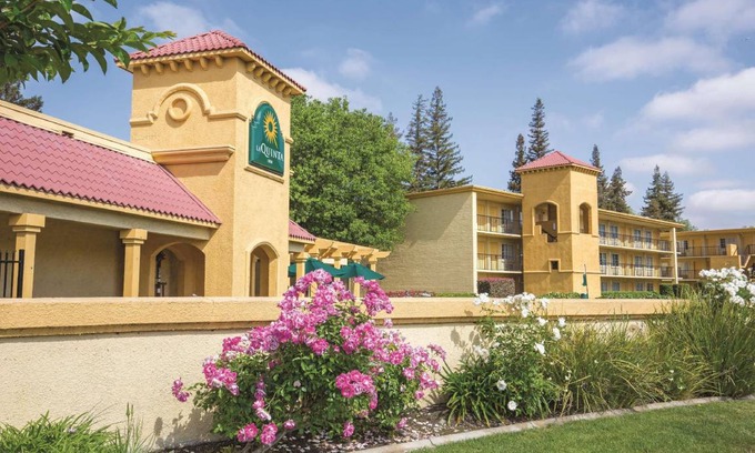 Central Sacramento Hotel | 28 m² Hotel ∙ 127 guests