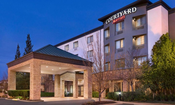 Folsom Hotel | 28 m² Hotel ∙ 5 guests