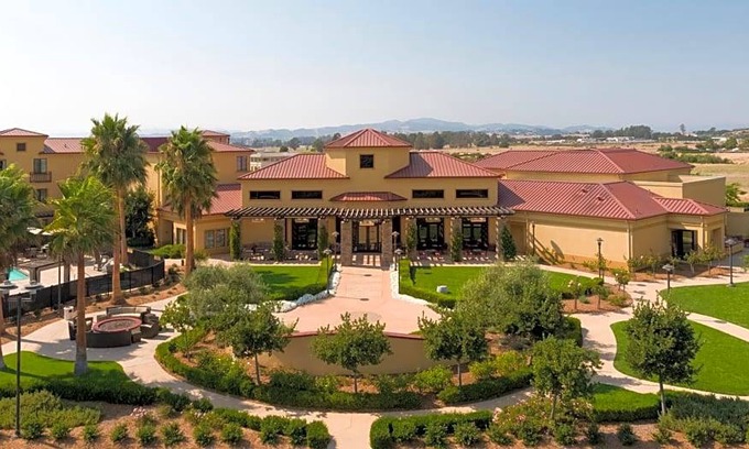 Napa Hotel | 3-Star Hotel ∙ SpringHill Suites Napa Valley