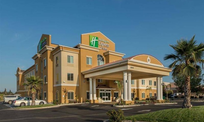 Red Bluff Hotel | 30 m² Hotel ∙ 127 guests