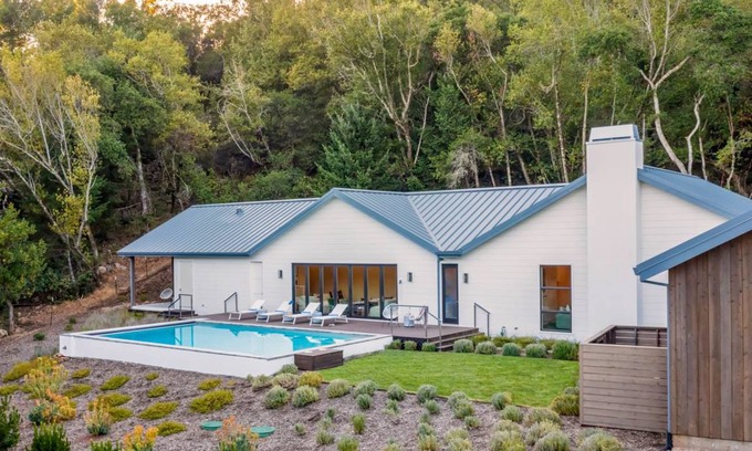 Sonoma Villa | 327 m² Villa ∙ 4 bedrooms ∙ 10 guests