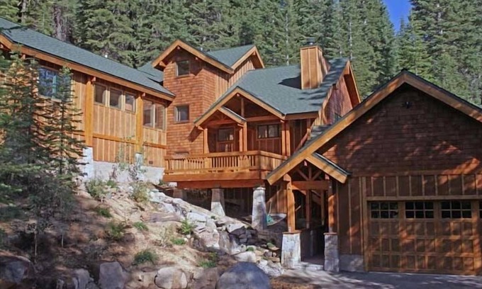 Olympic Valley House | 3500sf Family Home with View, Near Palisades/Squaw Valley