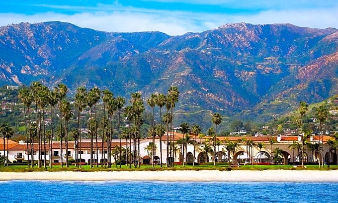 East Beach Hotel | 4-Star Hotel ∙ Hilton Santa Barbara Beachfront Resort