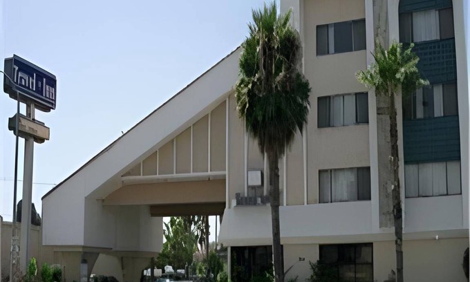 Lincoln Acres Hotel | 42 m² Hotel ∙ 127 guests