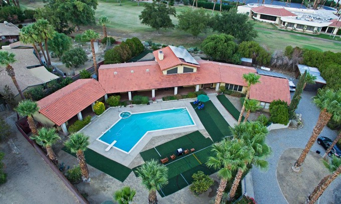 Borrego Springs House | 440 m² House ∙ 5 bedrooms ∙ 8 guests