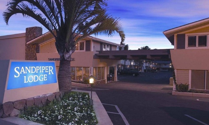 North State Hotel | 60 m² Hotel ∙ 2 bedrooms ∙ 127 guests