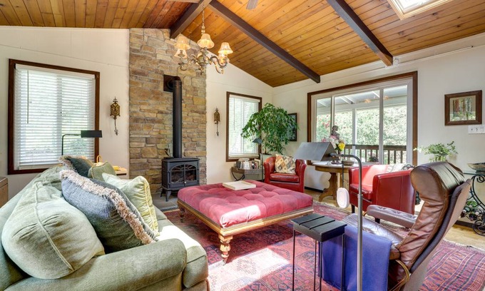 Glen Ellen House | 72 m² House ∙ 1 bedroom ∙ 2 guests