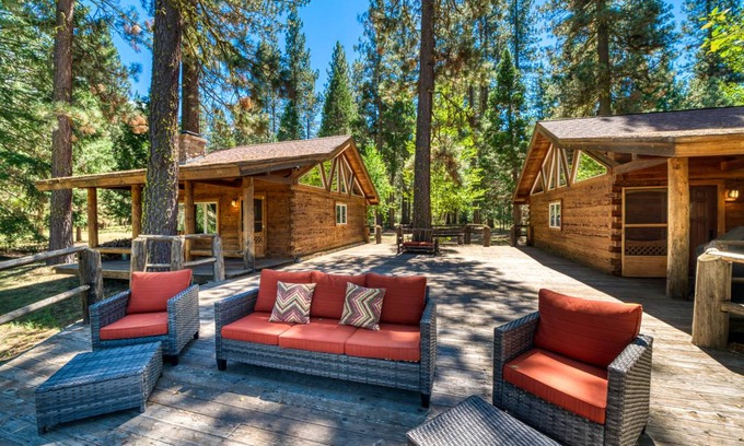 Sloat House | 74 m² House ∙ 2 bedrooms ∙ 6 guests