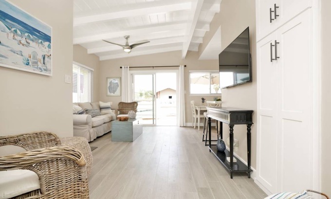West Newport House | 74 m² Maisonette ∙ 2 bedrooms ∙ 4 guests