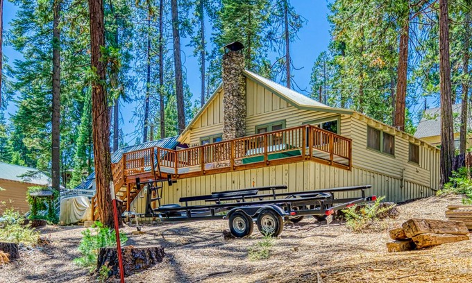 West Village Cabin | 92 m² Cabin ∙ 2 bedrooms ∙ 6 guests