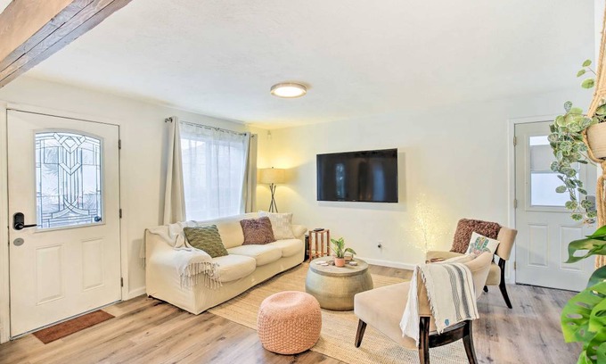 East Village House | 96 m² House ∙ 2 bedrooms ∙ 6 guests