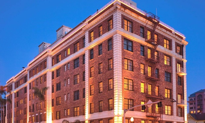 Park West House | Balboa Park, San Diego Zoo, Centrally Located!