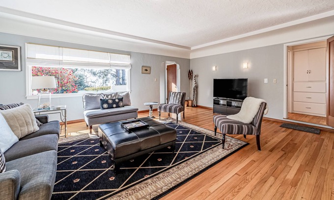 Westhaven-Moonstone House | Beautiful coastal bungalow with ocean views, yard, private sauna, & WiFi