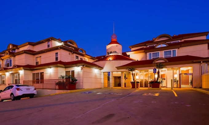 Coronado Hotel | Best Western Plus Suites Hotel Coronado Island