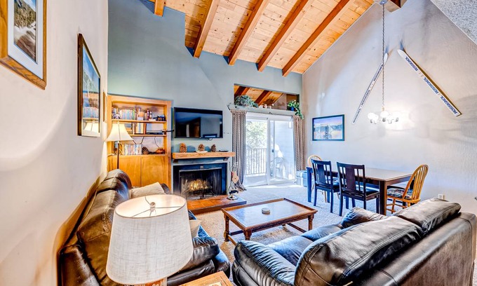 Carnelian Woods Condo | Condo ∙ 2 bedrooms ∙ 6 guests