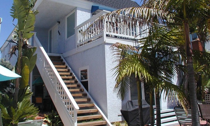 South Mission Beach House | Cute 1BR 1BA Balboa ct South Mission Beach