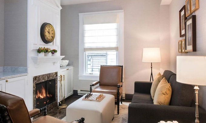 Union Square House | Escape to Our Downtown Haven | Stay Near to Cable Cars, Complimentary Breakfast