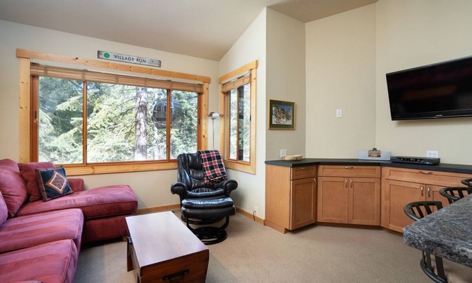 Truckee Condo | Fall Stays Available! Cozy Condo Steps from Chairlift! Forest Views!